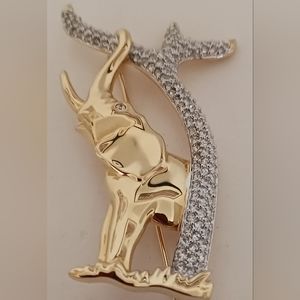 Vintage 1995 Swarovski Elephant Gold-plated and Crystal Brooch /Pin